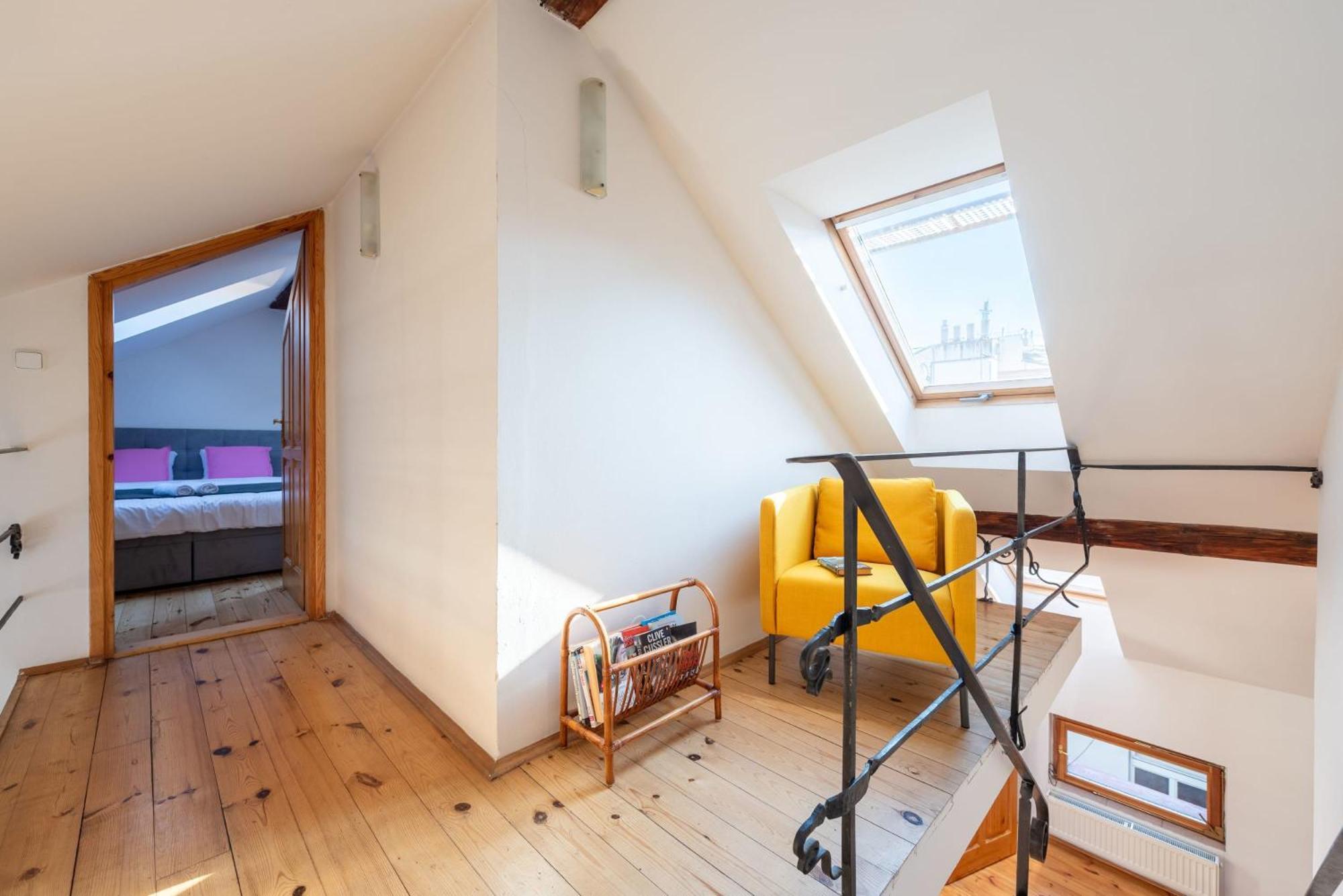 Apartament Stylish 2-level Near The National Theatre *